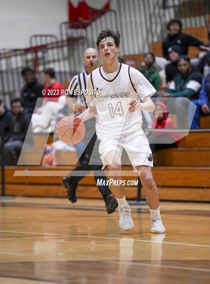 Thumbnail 2 in Wyandanch vs Kings Park (NYSPHSAA Section XI Class A Semifinal)  photogallery.