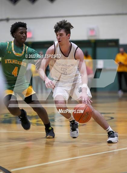 Thumbnail 2 in Wyandanch vs Kings Park (NYSPHSAA Section XI Class A Semifinal)  photogallery.