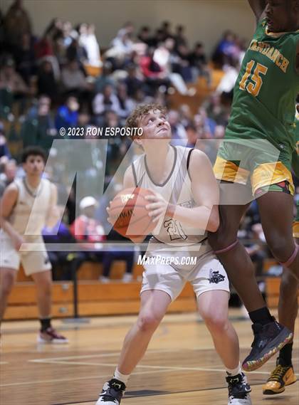 Thumbnail 3 in Wyandanch vs Kings Park (NYSPHSAA Section XI Class A Semifinal)  photogallery.