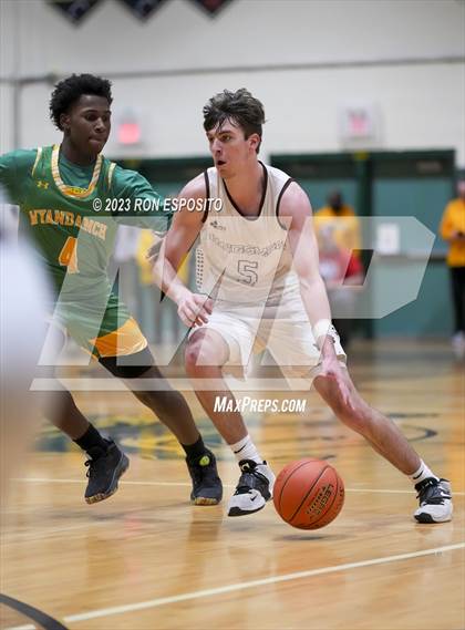 Thumbnail 3 in Wyandanch vs Kings Park (NYSPHSAA Section XI Class A Semifinal)  photogallery.