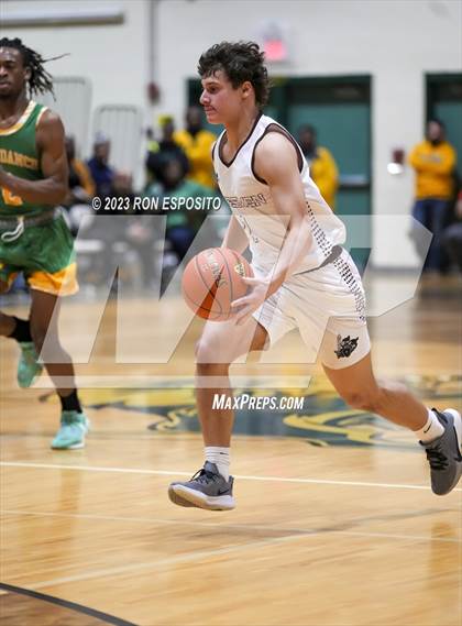 Thumbnail 1 in Wyandanch vs Kings Park (NYSPHSAA Section XI Class A Semifinal)  photogallery.