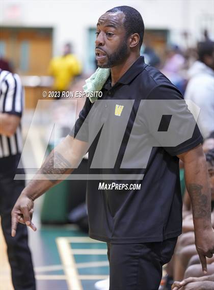 Thumbnail 3 in Wyandanch vs Kings Park (NYSPHSAA Section XI Class A Semifinal)  photogallery.