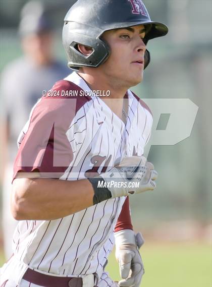 Thumbnail 2 in Grandview vs Hamilton (Coach Bob National Invitational) photogallery.