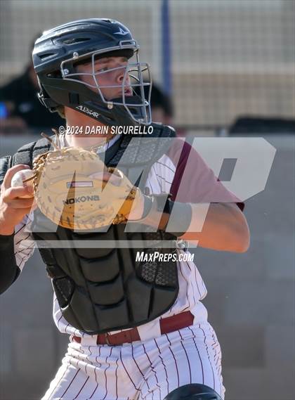 Thumbnail 2 in Grandview vs Hamilton (Coach Bob National Invitational) photogallery.