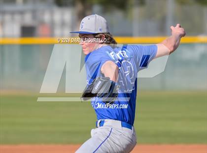 Thumbnail 2 in Grandview vs Hamilton (Coach Bob National Invitational) photogallery.