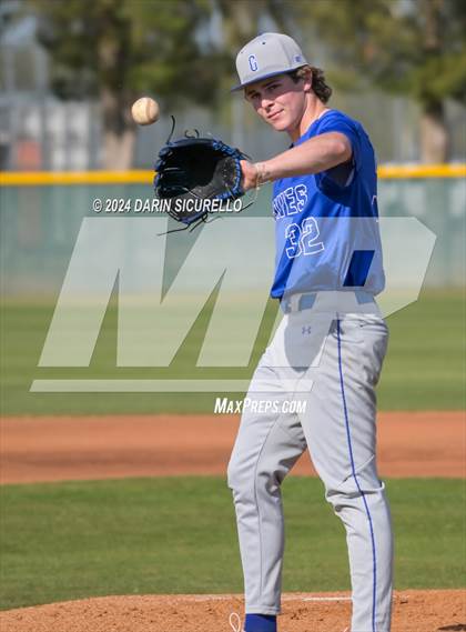 Thumbnail 2 in Grandview vs Hamilton (Coach Bob National Invitational) photogallery.
