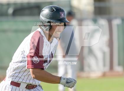 Thumbnail 1 in Grandview vs Hamilton (Coach Bob National Invitational) photogallery.