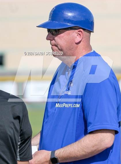 Thumbnail 3 in Grandview vs Hamilton (Coach Bob National Invitational) photogallery.
