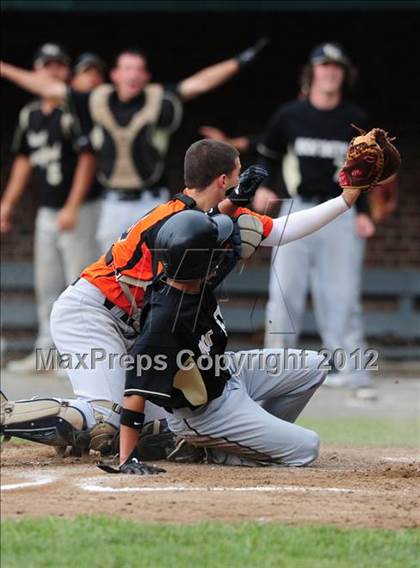 Thumbnail 3 in East Hartford vs. Shelton (CIAC Class LL Semifinal) photogallery.