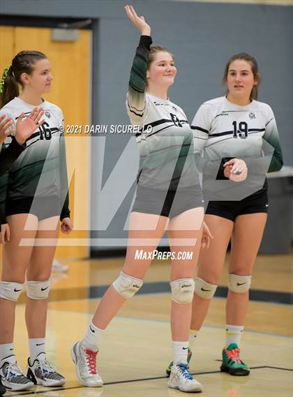 Thumbnail 3 in Estrella Foothills vs Flagstaff (AIA 4A Round 1 Playoff) photogallery.