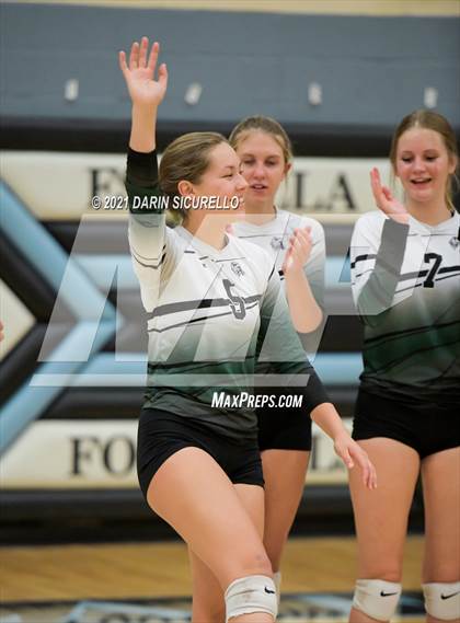 Thumbnail 2 in Estrella Foothills vs Flagstaff (AIA 4A Round 1 Playoff) photogallery.