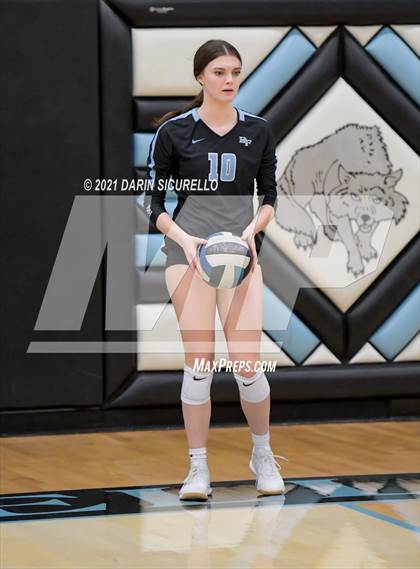 Thumbnail 3 in Estrella Foothills vs Flagstaff (AIA 4A Round 1 Playoff) photogallery.