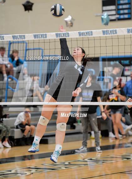 Thumbnail 1 in Estrella Foothills vs Flagstaff (AIA 4A Round 1 Playoff) photogallery.