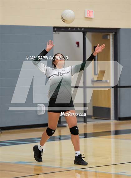 Thumbnail 2 in Estrella Foothills vs Flagstaff (AIA 4A Round 1 Playoff) photogallery.