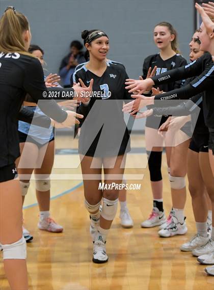 Thumbnail 3 in Estrella Foothills vs Flagstaff (AIA 4A Round 1 Playoff) photogallery.