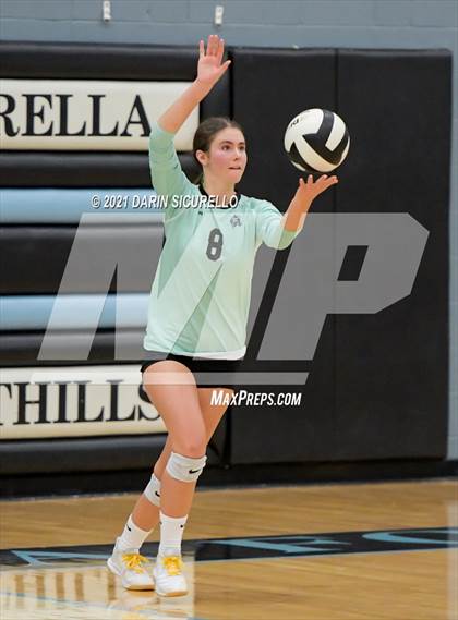 Thumbnail 2 in Estrella Foothills vs Flagstaff (AIA 4A Round 1 Playoff) photogallery.