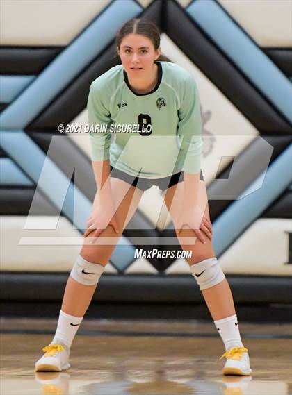 Thumbnail 2 in Estrella Foothills vs Flagstaff (AIA 4A Round 1 Playoff) photogallery.