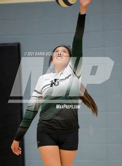 Thumbnail 1 in Estrella Foothills vs Flagstaff (AIA 4A Round 1 Playoff) photogallery.