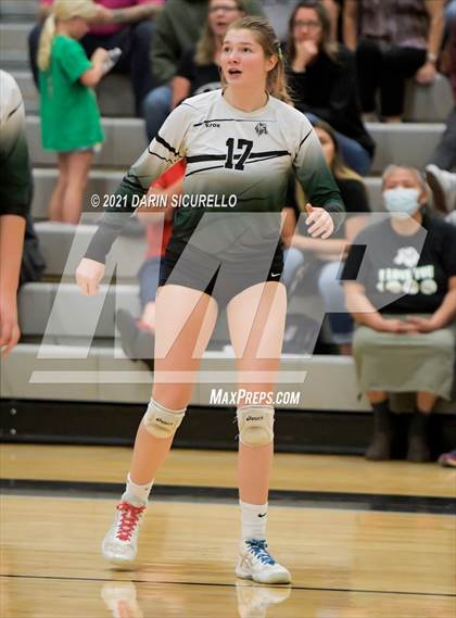 Thumbnail 2 in Estrella Foothills vs Flagstaff (AIA 4A Round 1 Playoff) photogallery.
