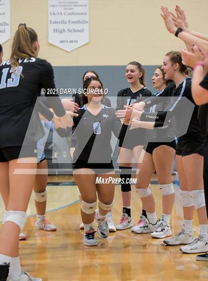 Thumbnail 2 in Estrella Foothills vs Flagstaff (AIA 4A Round 1 Playoff) photogallery.