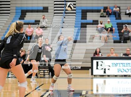 Thumbnail 2 in Estrella Foothills vs Flagstaff (AIA 4A Round 1 Playoff) photogallery.