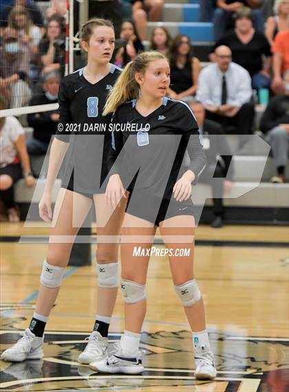 Thumbnail 3 in Estrella Foothills vs Flagstaff (AIA 4A Round 1 Playoff) photogallery.