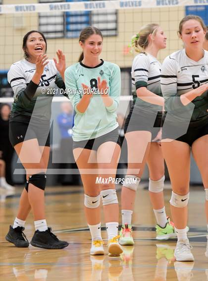 Thumbnail 1 in Estrella Foothills vs Flagstaff (AIA 4A Round 1 Playoff) photogallery.