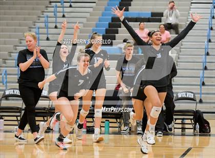 Thumbnail 1 in Estrella Foothills vs Flagstaff (AIA 4A Round 1 Playoff) photogallery.