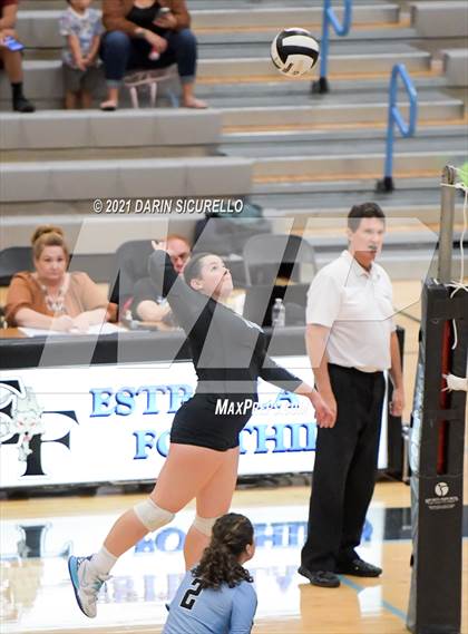 Thumbnail 1 in Estrella Foothills vs Flagstaff (AIA 4A Round 1 Playoff) photogallery.