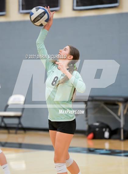 Thumbnail 1 in Estrella Foothills vs Flagstaff (AIA 4A Round 1 Playoff) photogallery.