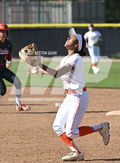 Thumbnail 2 in Mission Viejo vs. Huntington Beach (Carew Classic) photogallery.