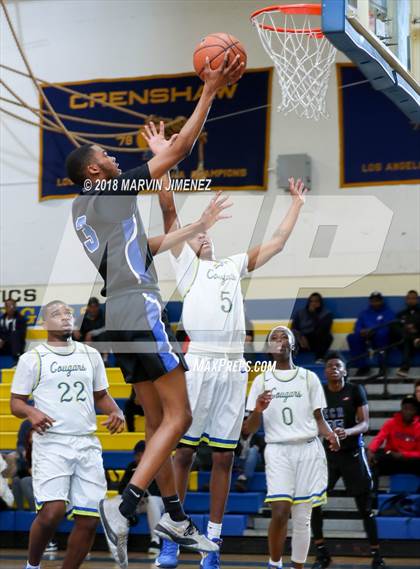 Thumbnail 1 in Crenshaw vs El Camino Real (CIF LACS 3rd Round Playoff) photogallery.