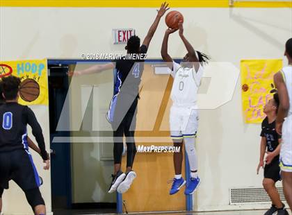 Thumbnail 3 in Crenshaw vs El Camino Real (CIF LACS 3rd Round Playoff) photogallery.