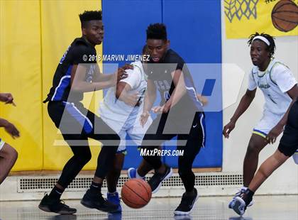 Thumbnail 1 in Crenshaw vs El Camino Real (CIF LACS 3rd Round Playoff) photogallery.