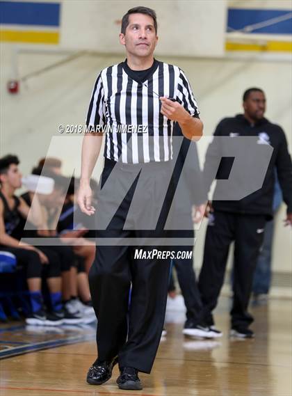 Thumbnail 2 in Crenshaw vs El Camino Real (CIF LACS 3rd Round Playoff) photogallery.