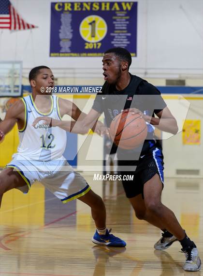 Thumbnail 2 in Crenshaw vs El Camino Real (CIF LACS 3rd Round Playoff) photogallery.