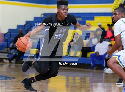 Thumbnail 3 in Crenshaw vs El Camino Real (CIF LACS 3rd Round Playoff) photogallery.