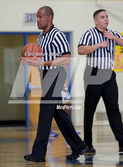 Thumbnail 2 in Crenshaw vs El Camino Real (CIF LACS 3rd Round Playoff) photogallery.