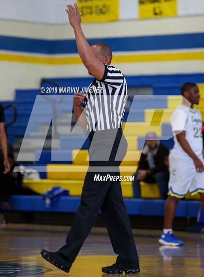 Thumbnail 3 in Crenshaw vs El Camino Real (CIF LACS 3rd Round Playoff) photogallery.
