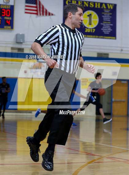 Thumbnail 3 in Crenshaw vs El Camino Real (CIF LACS 3rd Round Playoff) photogallery.