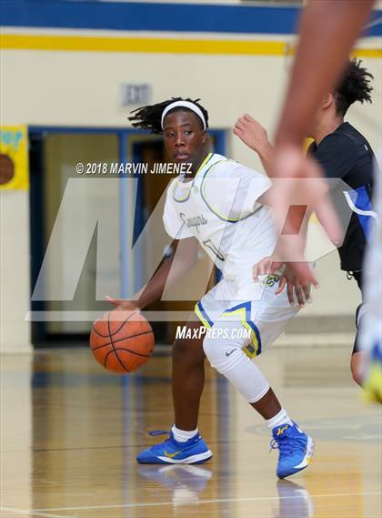 Thumbnail 3 in Crenshaw vs El Camino Real (CIF LACS 3rd Round Playoff) photogallery.