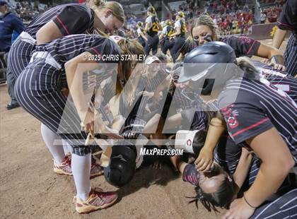 Thumbnail 3 in Coconino vs Salpointe Catholic (AIA 4A Final Awards) photogallery.