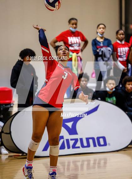 Thumbnail 1 in Sandy Creek vs. Greater Atlanta Christian (GHSA 3A Championship) photogallery.