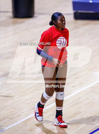 Thumbnail 3 in Sandy Creek vs. Greater Atlanta Christian (GHSA 3A Championship) photogallery.