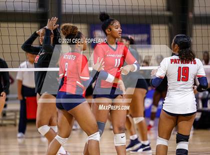 Thumbnail 2 in Sandy Creek vs. Greater Atlanta Christian (GHSA 3A Championship) photogallery.