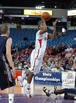 Thumbnail 2 in Campbell Hall vs. St. Mary's (CIF State D4 Final) photogallery.