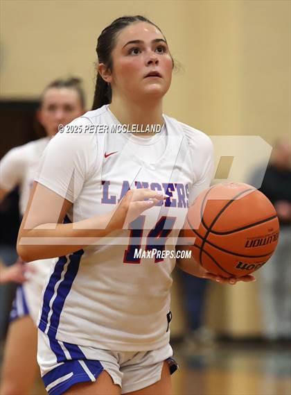Thumbnail 3 in Londonderry vs Windham (NHIAA Division I Semi-Final Round) photogallery.