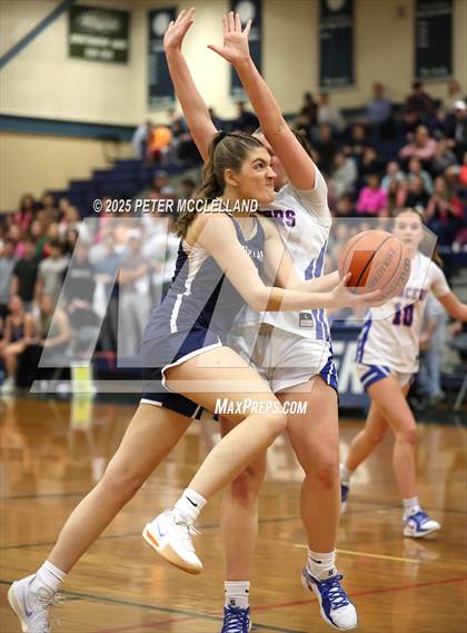 Thumbnail 3 in Londonderry vs Windham (NHIAA Division I Semi-Final Round) photogallery.