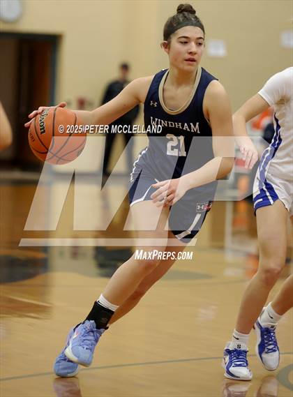 Thumbnail 3 in Londonderry vs Windham (NHIAA Division I Semi-Final Round) photogallery.