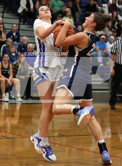 Thumbnail 1 in Londonderry vs Windham (NHIAA Division I Semi-Final Round) photogallery.